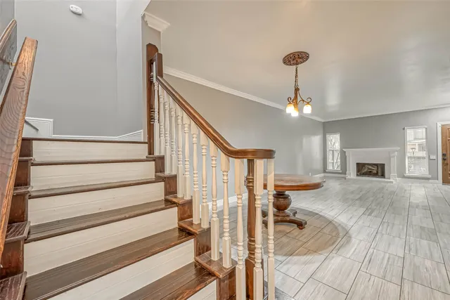 $1,950 | 11733 Lakeside Pl Drive, Houston, TX 77077