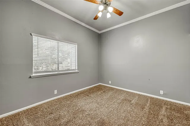 $1,950 | 11733 Lakeside Pl Drive, Houston, TX 77077