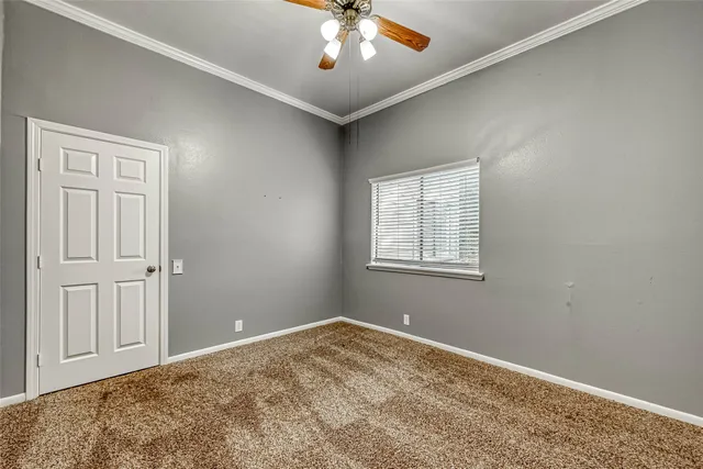 $1,950 | 11733 Lakeside Pl Drive, Houston, TX 77077