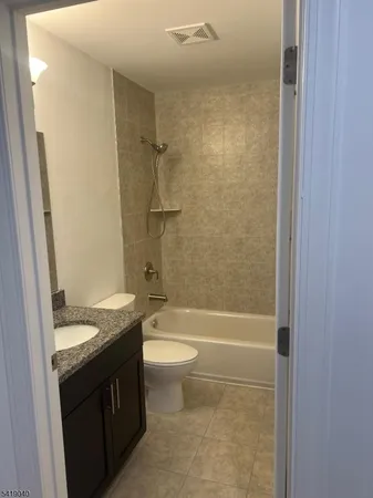 $2,750 | 100 Liberty Village Drive, Unit 305, Warren, NJ 07059