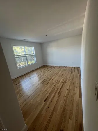 $2,750 | 100 Liberty Village Drive, Unit 305, Warren, NJ 07059