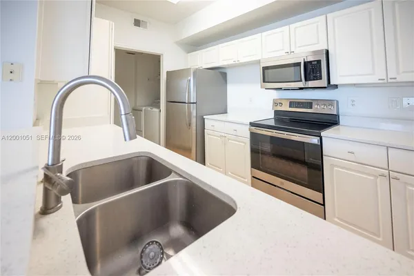 $1,800 | Palms Club Condominiums, Orlando, FL 32811