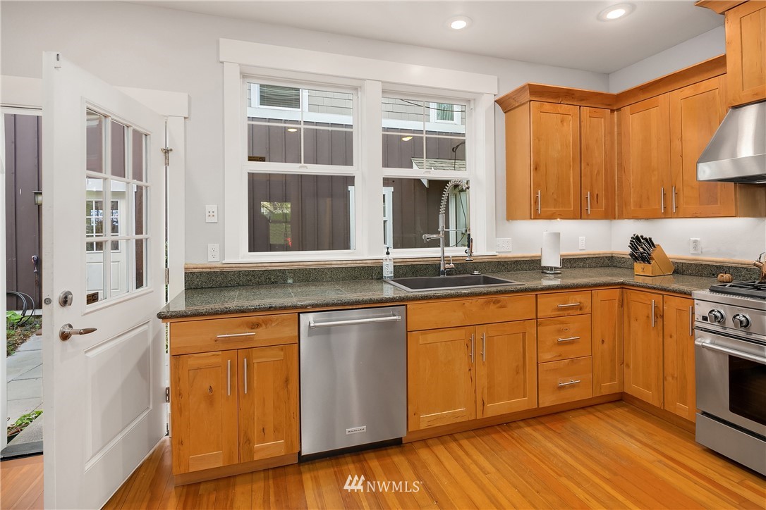 3019 Southwest Graham Street Seattle, WA 98126 - Photo 13 of 26 Gallery Image 13