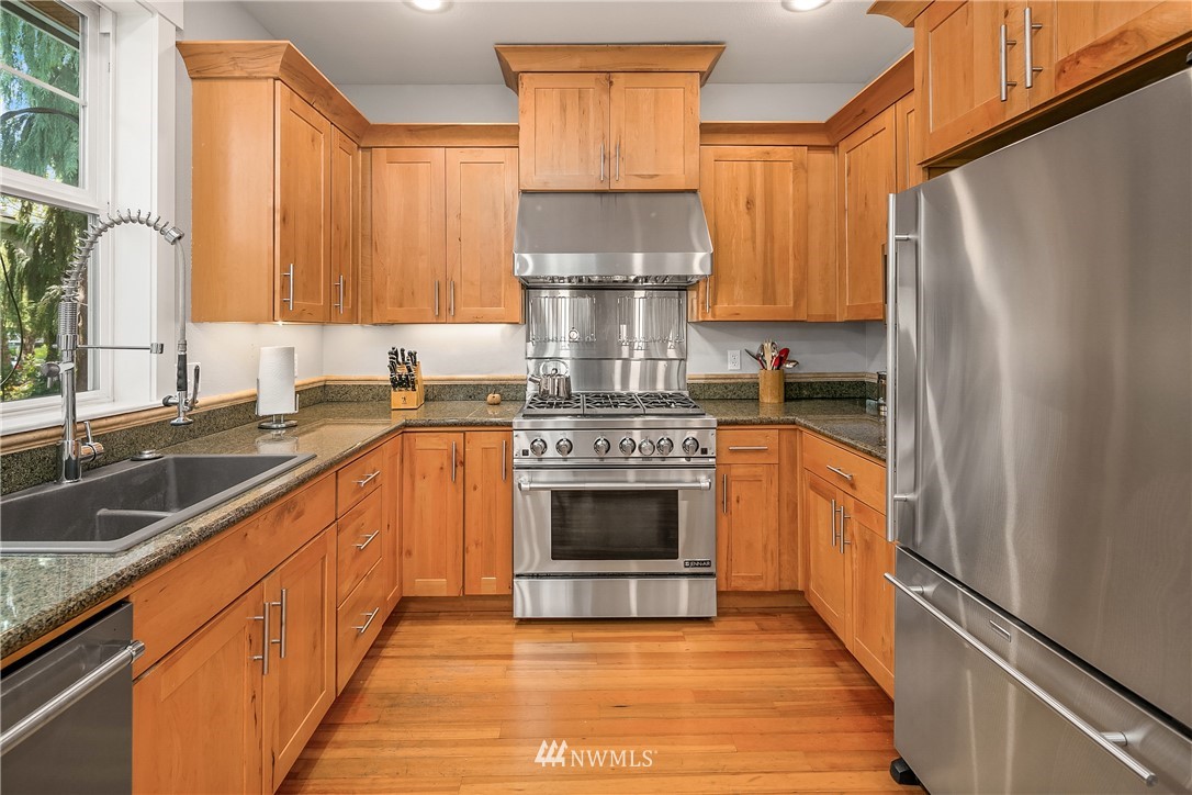 3019 Southwest Graham Street Seattle, WA 98126 - Photo 16 of 26 Gallery Image 16