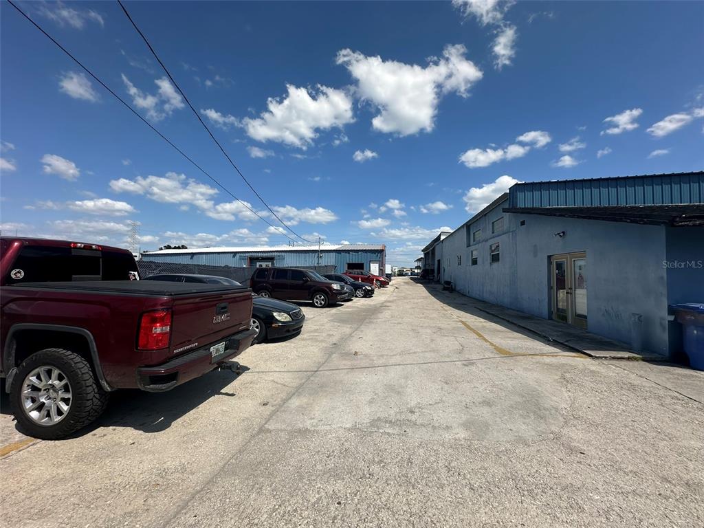 8020 South 78th Street Riverview, FL 33578 - Photo 6 of 8 a black car is parked in a parking space