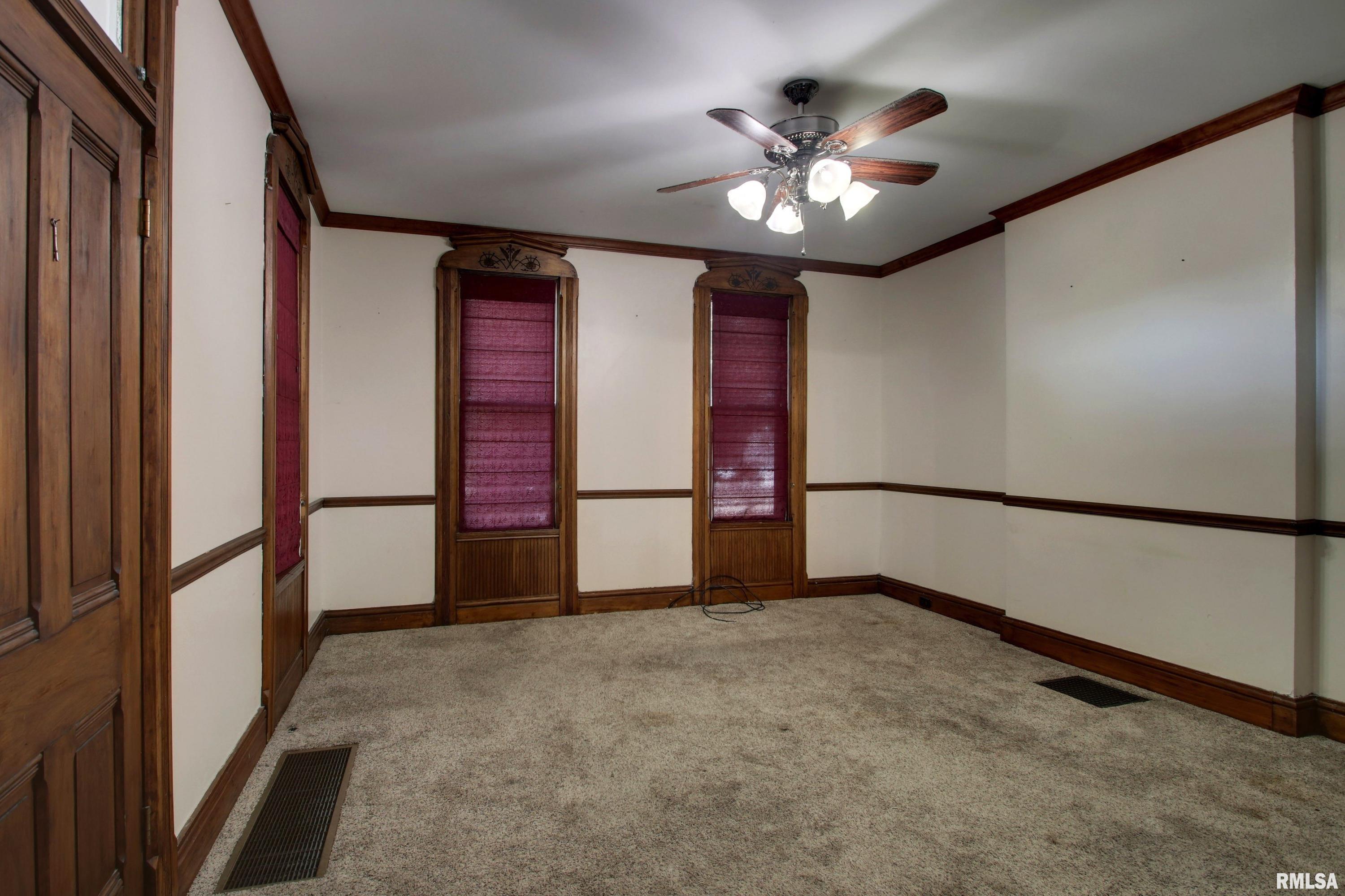 609 South 13th Street Quincy, IL 62301 - Photo 4 of 20