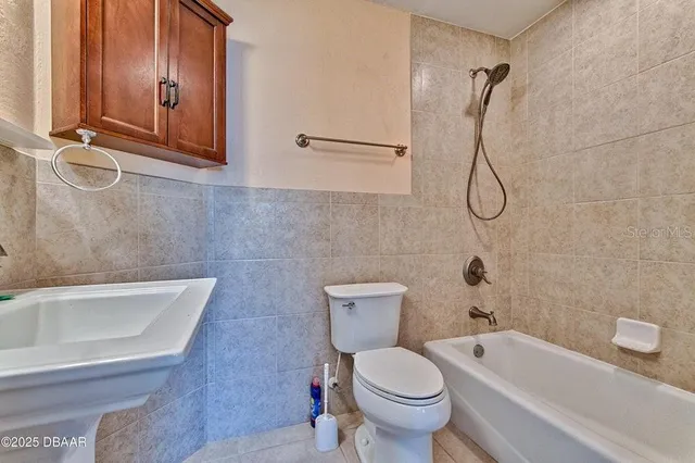 $439,000 | 128 Via Madrid Drive, Ormond Beach, FL 32176