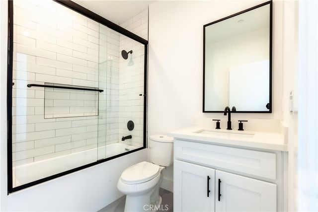 $4,170 | 10910 Hesby Street, Unit B, North Hollywood, CA 91601