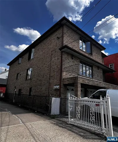 $3,500 | 373 Jersey Avenue, Fairview, NJ 07022