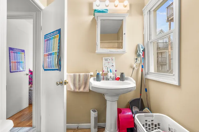 $459,900 | 99 Denver Avenue, Bridgeport, CT 06605