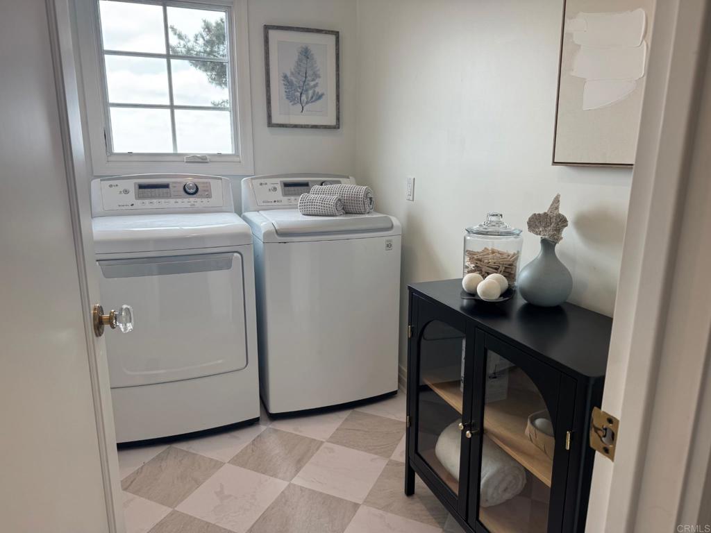 550 Amphitheatre Drive Del Mar, CA 92014 - Photo 44 of 63