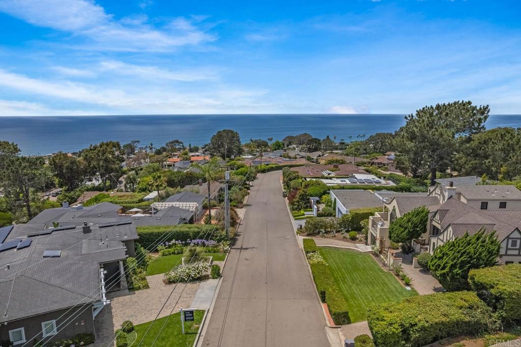 550 Amphitheatre Drive Del Mar, CA 92014 - Photo 60 of 63