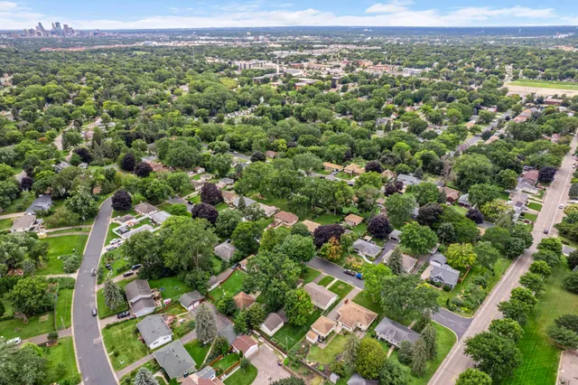 $334,900 | 4324 Royce Street Northeast, Columbia Heights, MN 55421