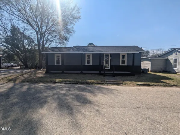 $1,400 | 502 East Surles Street, Dunn, NC 28334