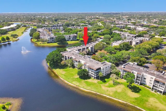 $224,900 | 9430 Poinciana Place, Unit 415, Davie, FL 33324