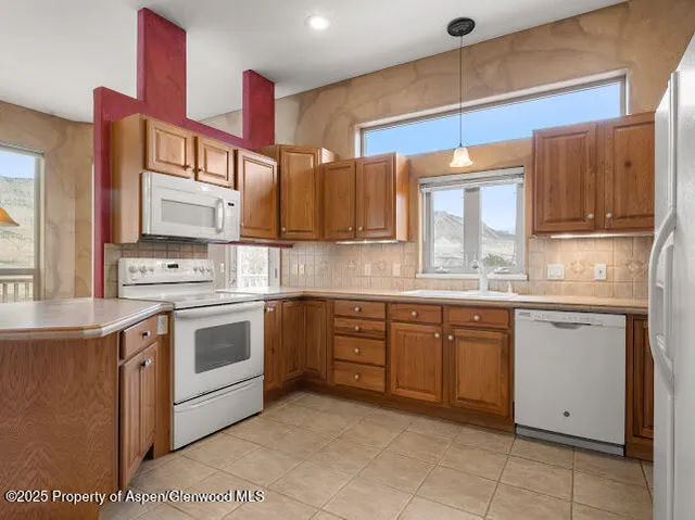 $699,900 | 31 Boulder Ridge Drive, Battlement Mesa, CO 81635