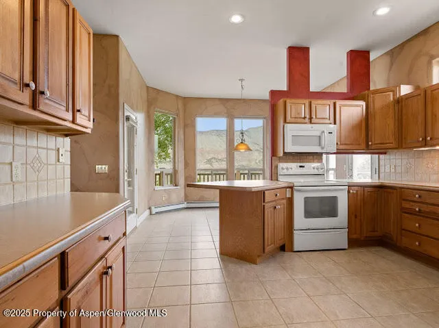 $699,900 | 31 Boulder Ridge Drive, Battlement Mesa, CO 81635