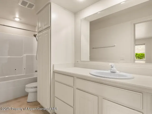 $699,900 | 31 Boulder Ridge Drive, Battlement Mesa, CO 81635