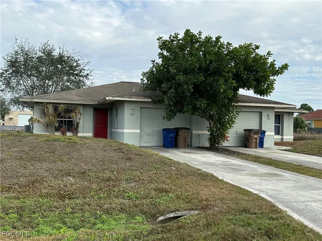 $1,195 | 1125 Gilbert Avenue South, Unit 1125, Lehigh Acres, FL 33973