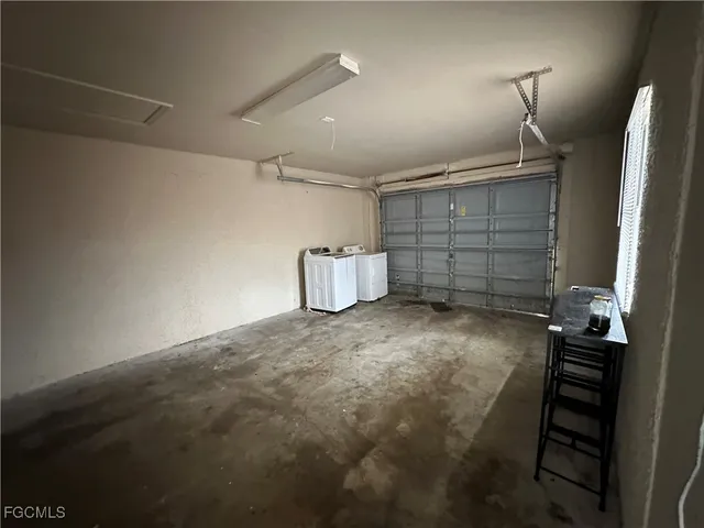 $1,195 | 1125 Gilbert Avenue South, Unit 1125, Lehigh Acres, FL 33973