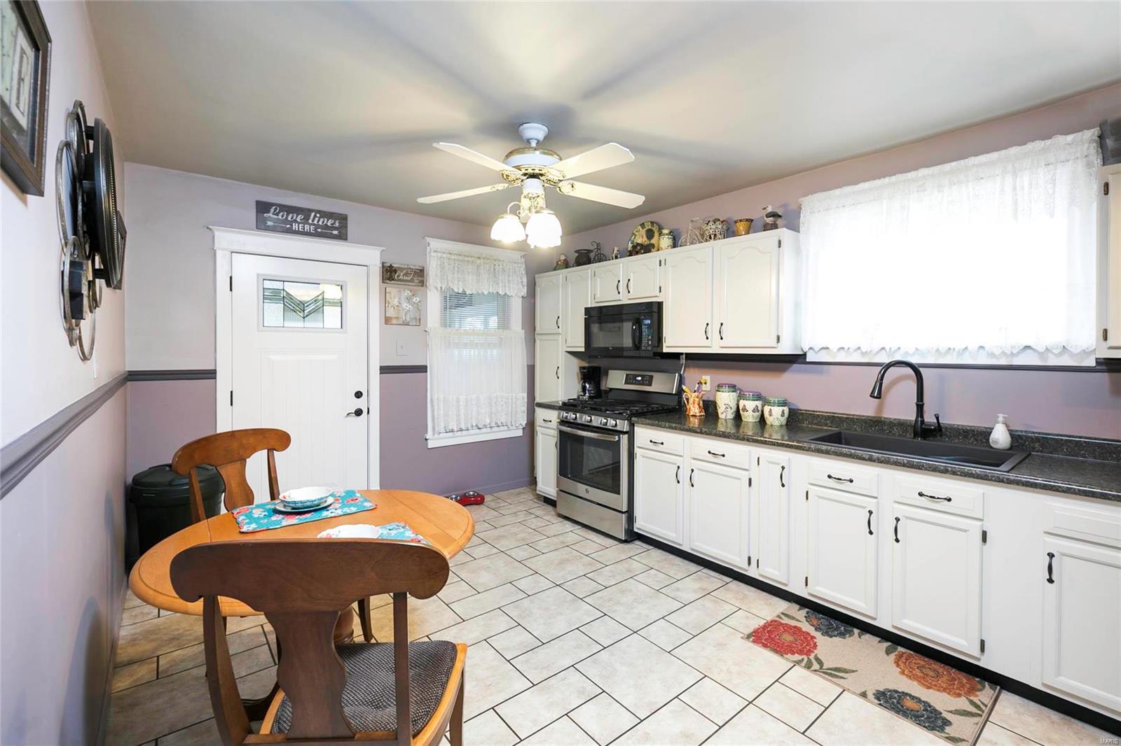 4132 Ringer Road St. Louis, MO 63129 - Photo 13 of 30 Gallery Image 13