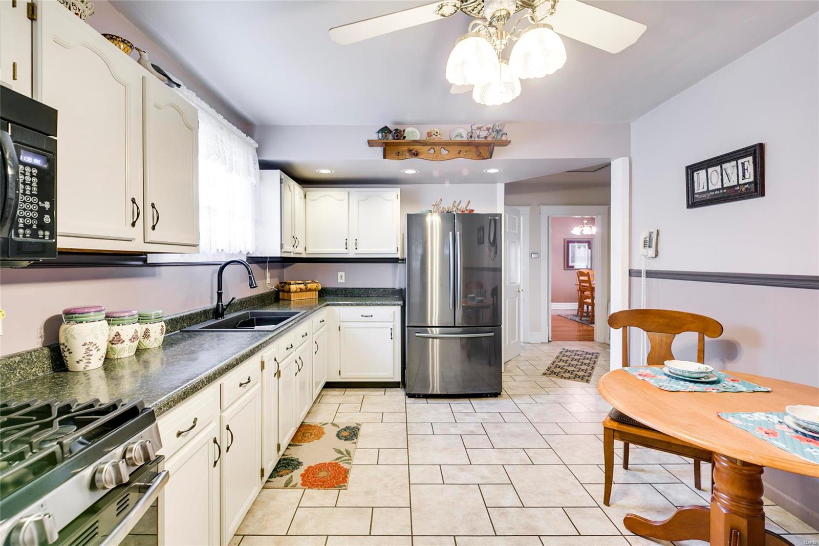 4132 Ringer Road St. Louis, MO 63129 - Photo 14 of 30 Gallery Image 14