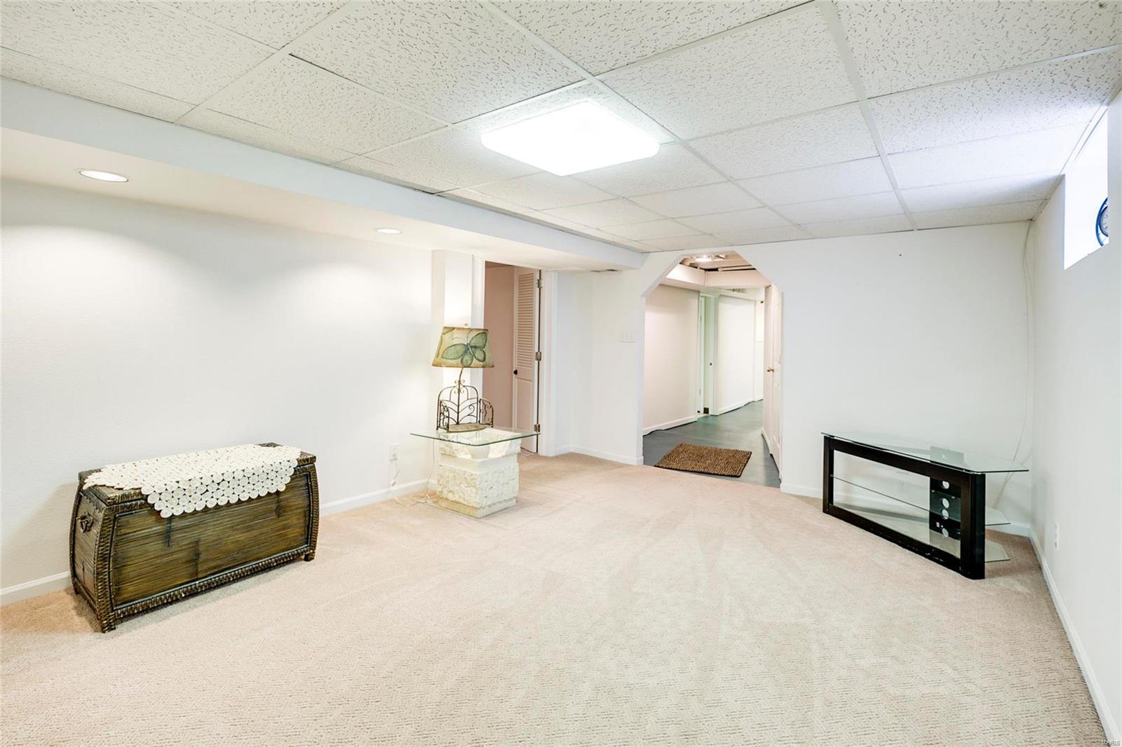 4132 Ringer Road St. Louis, MO 63129 - Photo 20 of 30 Gallery Image 20