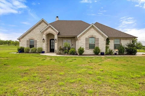 $610,000 | 1145 Hill Valley Drive, Stephenville, TX 76401
