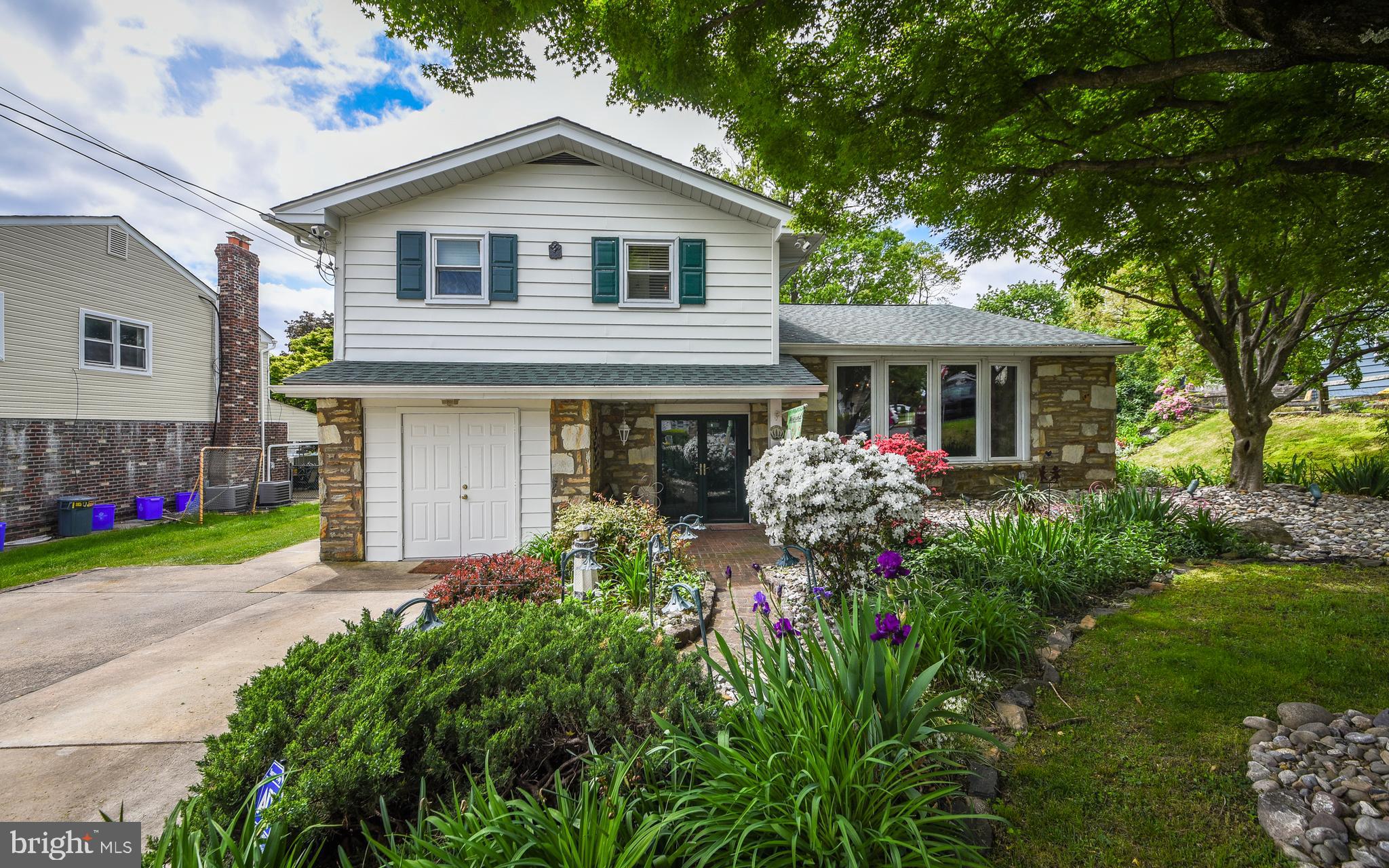 9252 Laramie Road Philadelphia, PA 19115 - Photo 1 of 44