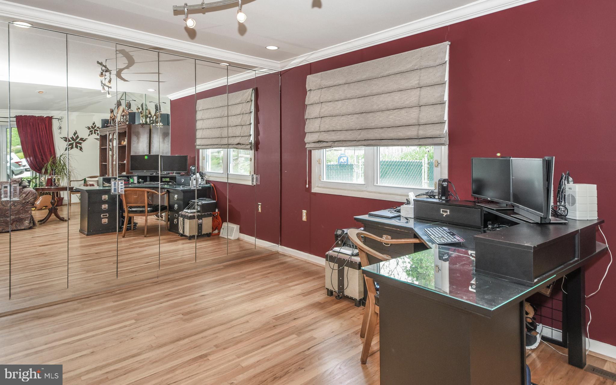 9252 Laramie Road Philadelphia, PA 19115 - Photo 13 of 44