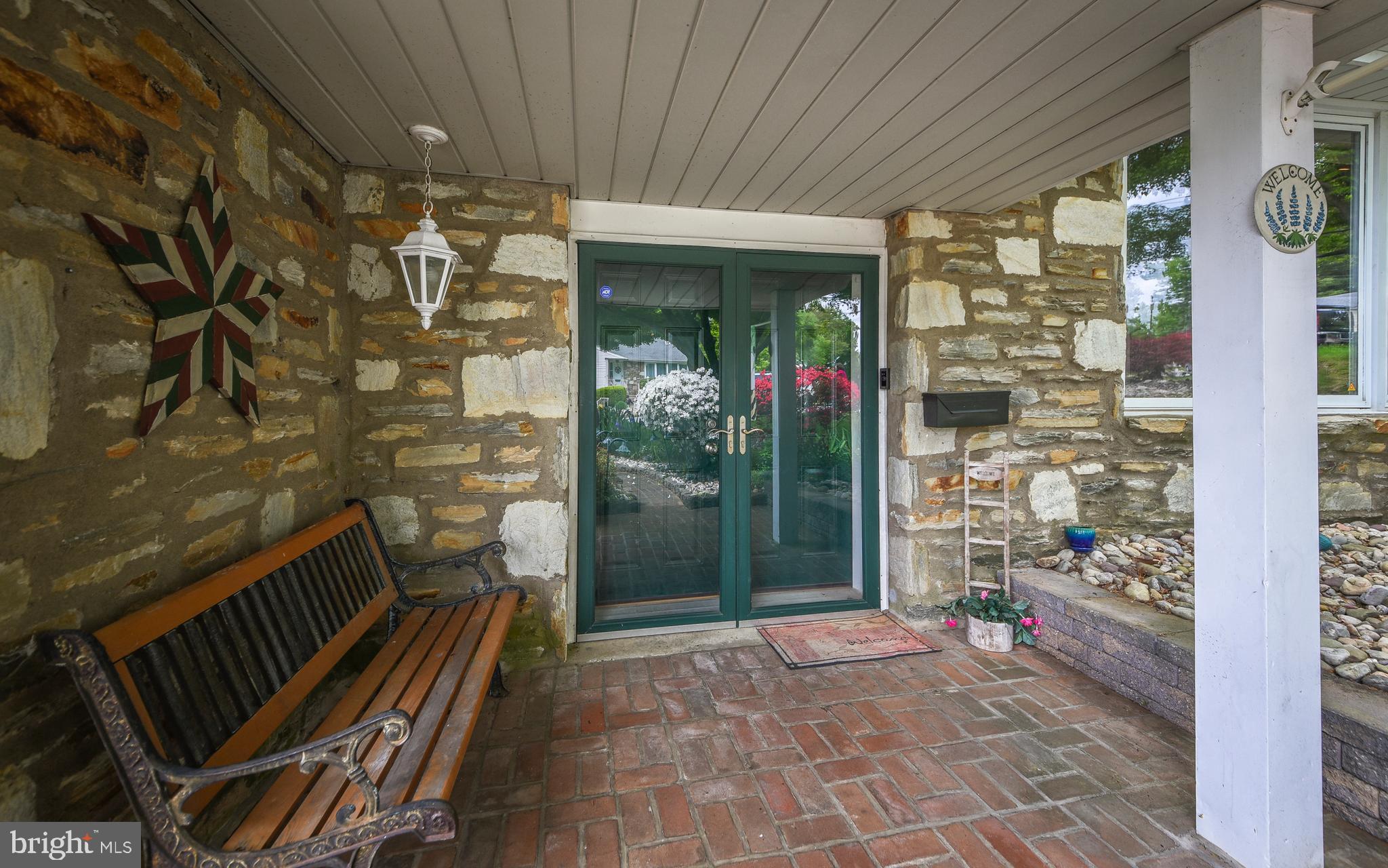 9252 Laramie Road Philadelphia, PA 19115 - Photo 4 of 44