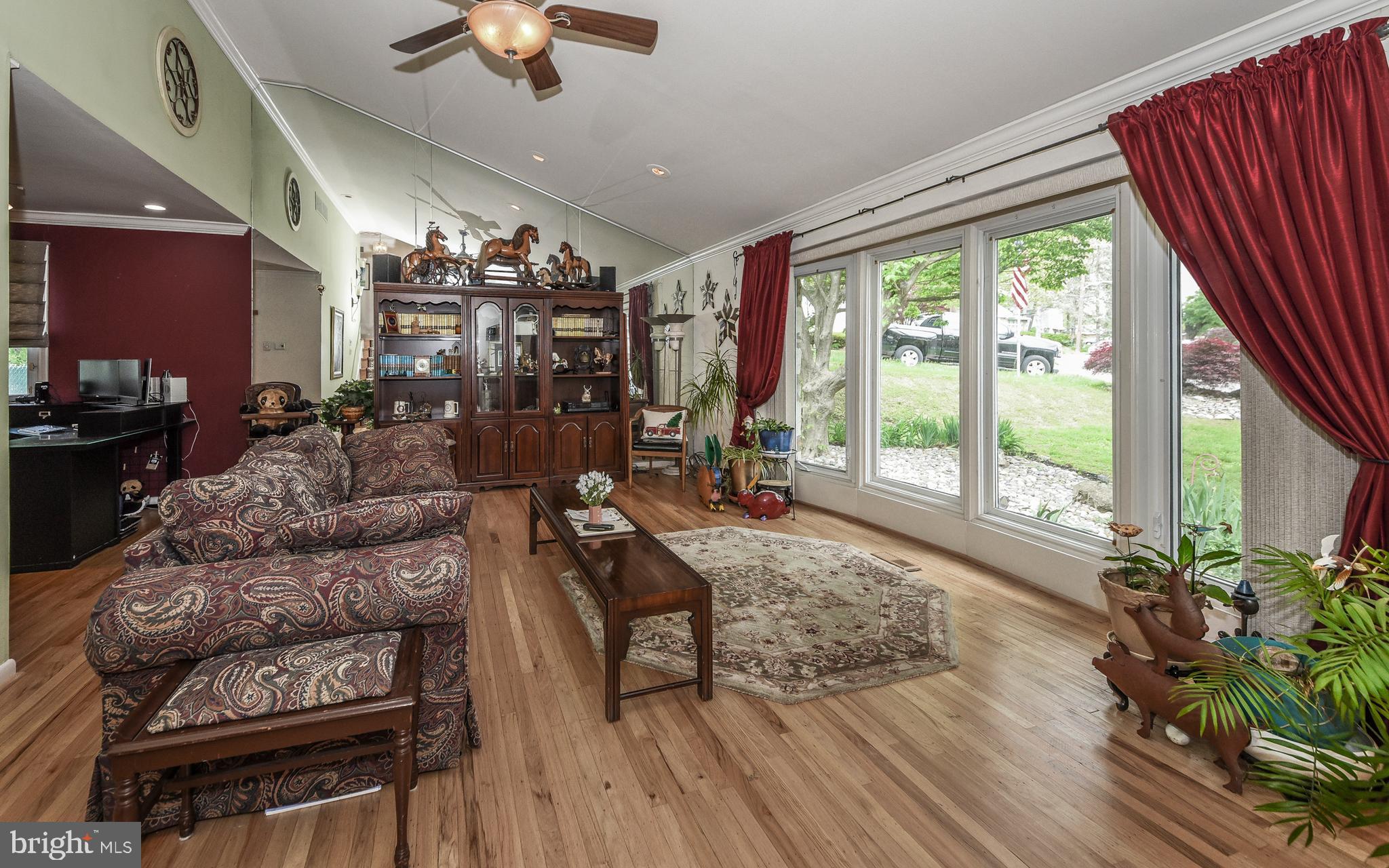 9252 Laramie Road Philadelphia, PA 19115 - Photo 7 of 44