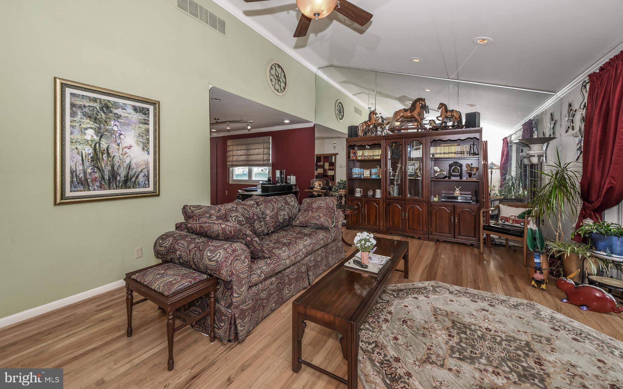 9252 Laramie Road Philadelphia, PA 19115 - Photo 8 of 44