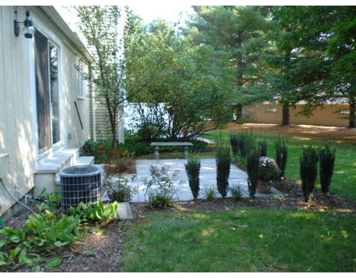 92 Jericho Road, Unit 92 Weston, MA 02493 - Photo 20 of 21