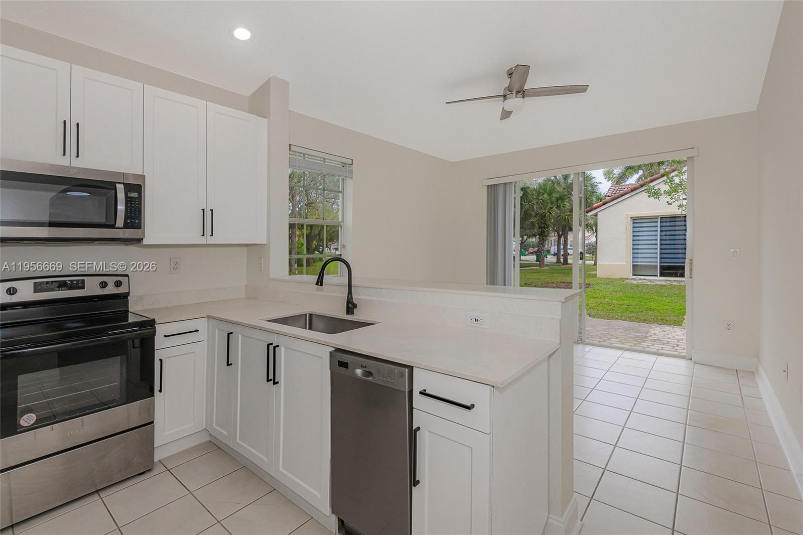 18823 Southwest 28th Street Miramar, FL 33029 - Photo 11 of 35