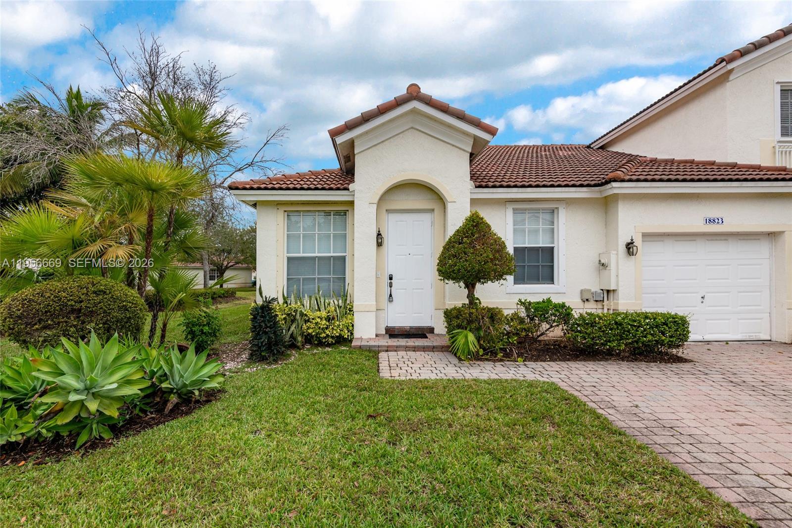 18823 Southwest 28th Street Miramar, FL 33029 - Photo 2 of 35