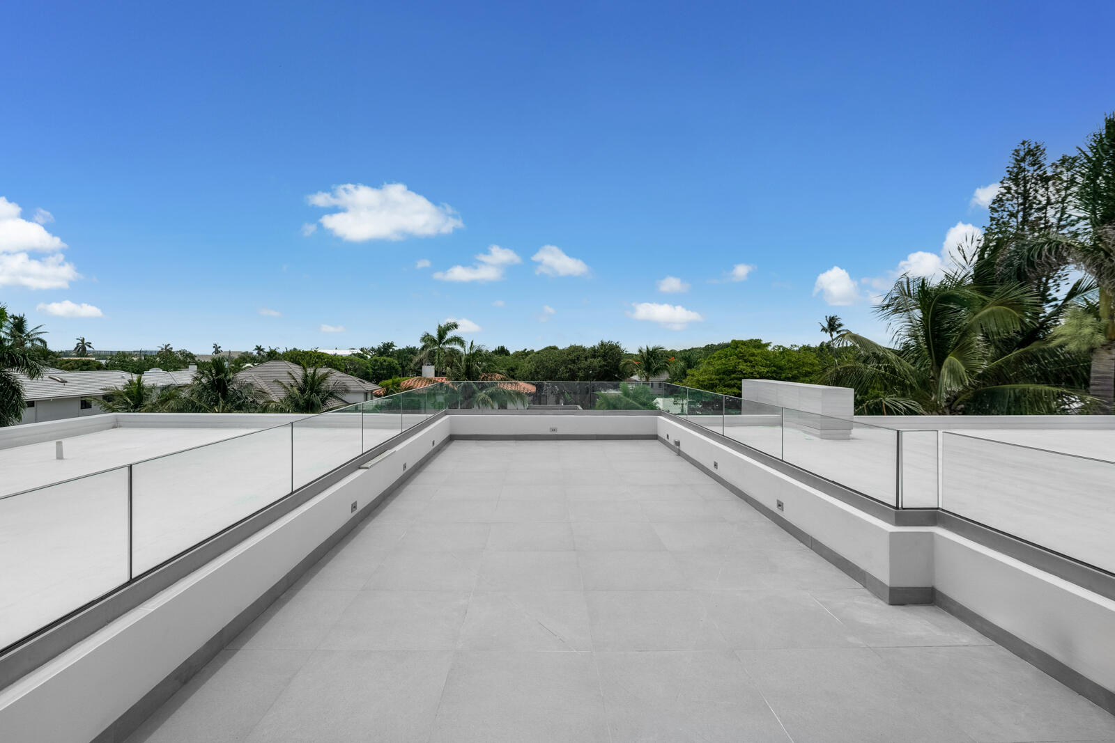 141 Cortez Road West Palm Beach, FL 33405 - Photo 17 of 63 LG101137-MLS