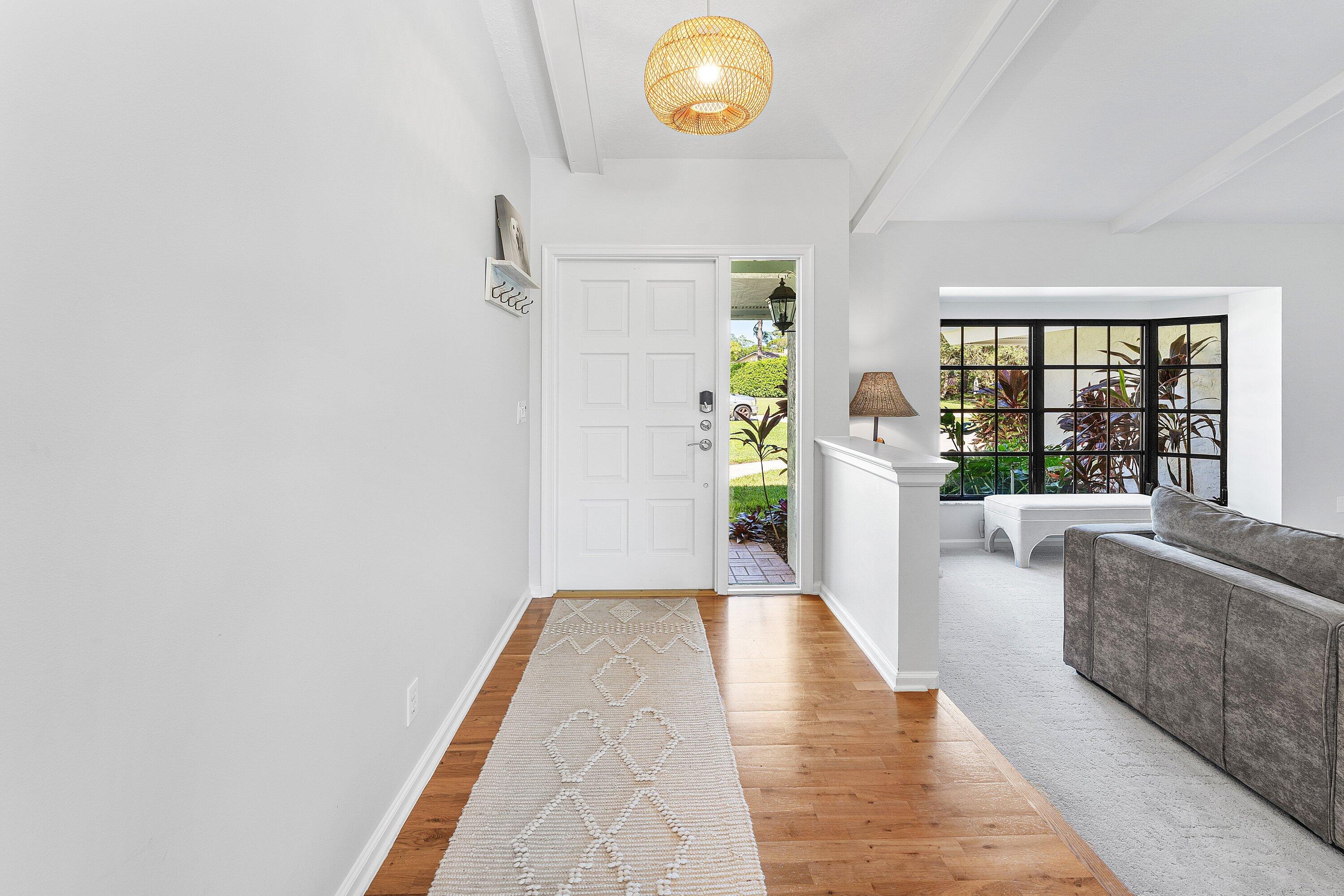 6048 Wood Lake Road Jupiter, FL 33458 - Photo 20 of 31