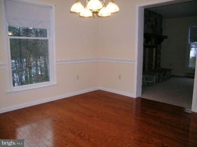 956 Siler Road Winchester, VA 22603 - Photo 4 of 30 Dining Room
