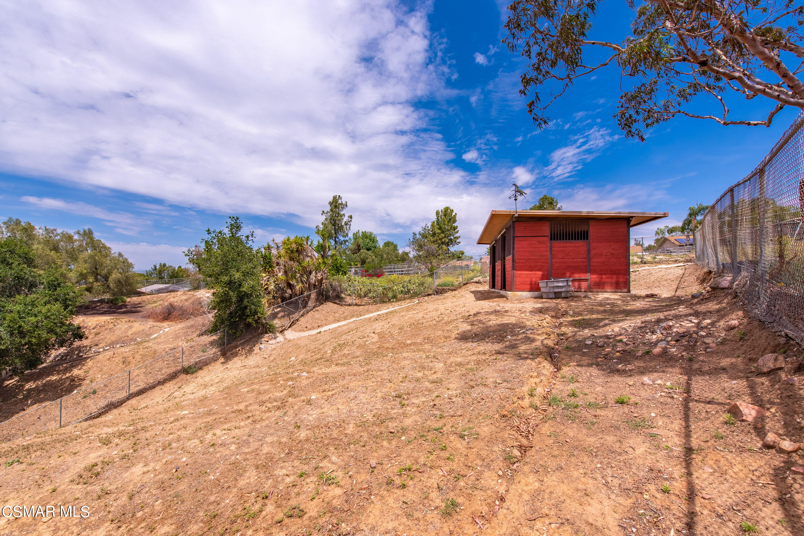 1137 Rambling Road Simi Valley, CA 93065 - Photo 45 of 77 1137 Rambling Rd Simi Valley-46