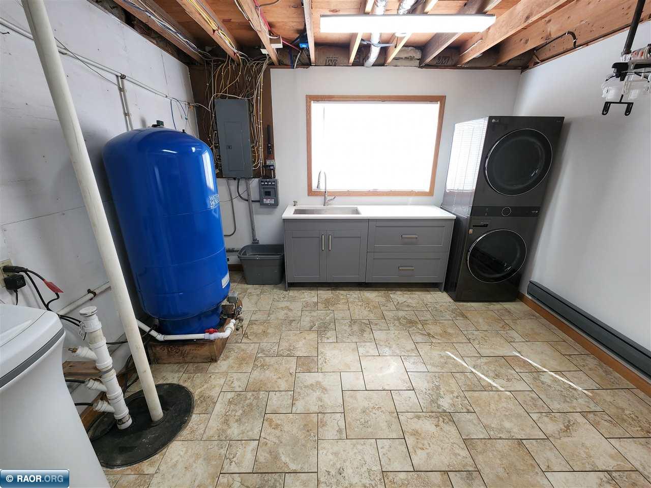6168 Krogerus Road Chisholm, MN 55719 - Photo 30 of 34