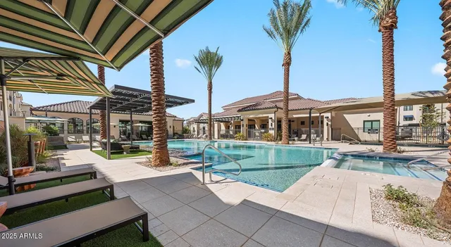 $1,693 | 5885 South 32nd Street, Unit A1, Phoenix, AZ 85040