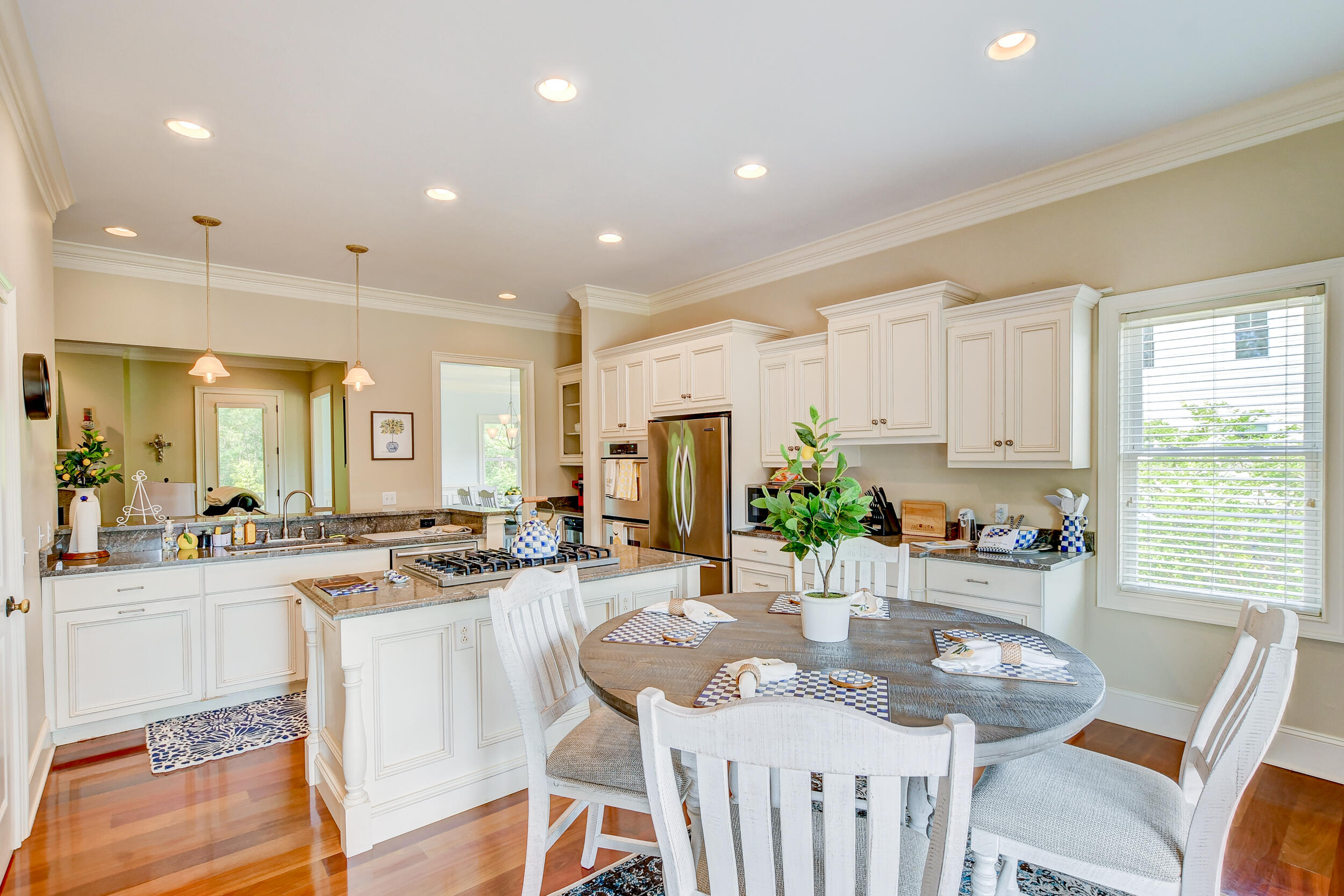 1064 Rivershore Road Charleston, SC 29492 - Photo 8 of 73 DSC_0652_3_4_5_6
