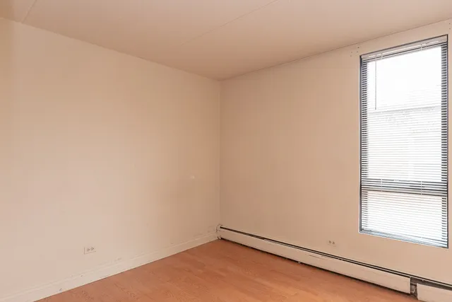 $2,800 | 622 West Wellington Avenue, Unit 12, Chicago, IL 60657