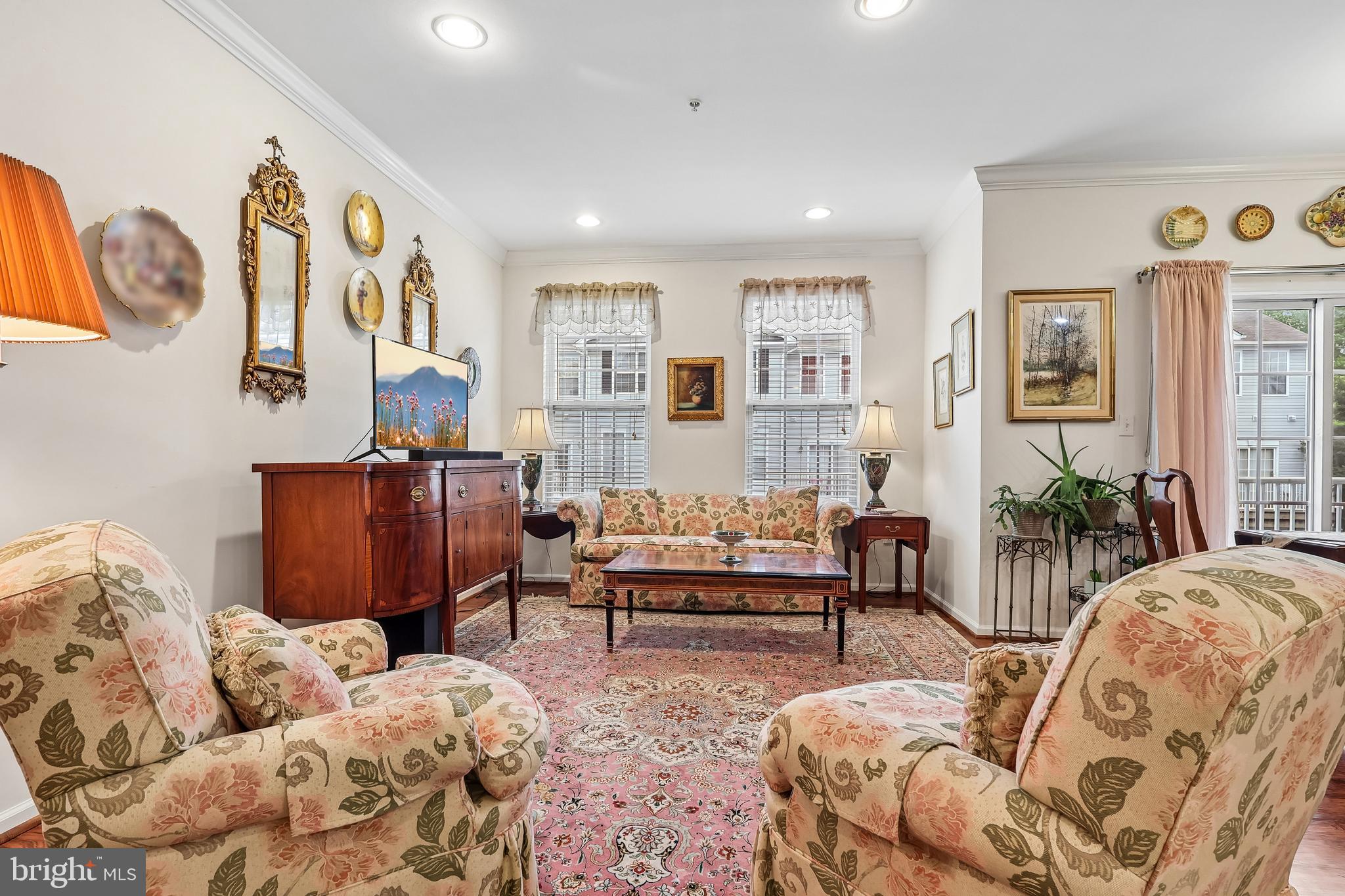 340 Lisa Way Riverton, NJ 08077 - Photo 7 of 44