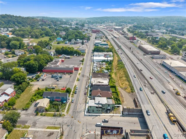 $3,700 | 600 Burnet Avenue, Syracuse, NY 13203
