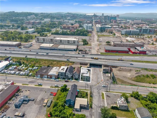 $3,700 | 600 Burnet Avenue, Syracuse, NY 13203