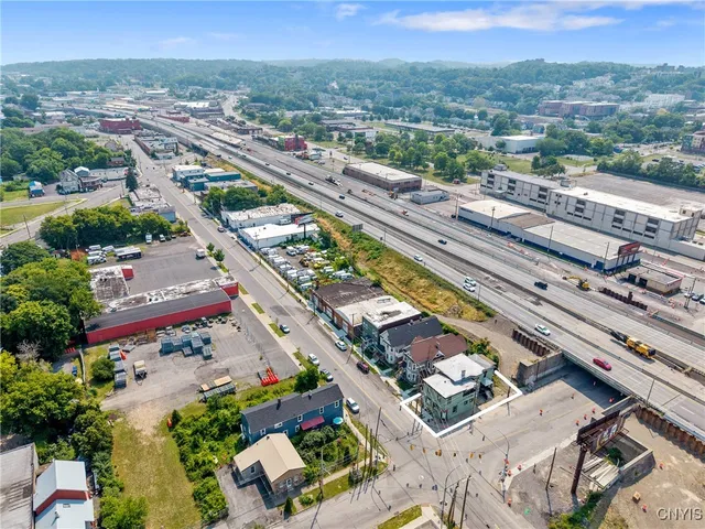 $3,700 | 600 Burnet Avenue, Syracuse, NY 13203