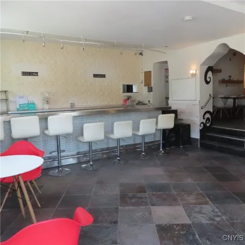 $3,700 | 600 Burnet Avenue, Syracuse, NY 13203