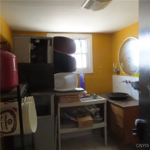 $3,700 | 600 Burnet Avenue, Syracuse, NY 13203